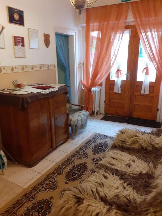 Var-Lak Vendeghaz Szendro Dış mekan fotoğraf